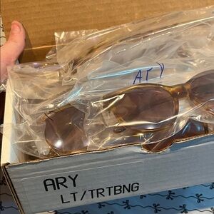 Stylish Brown Sunglasses